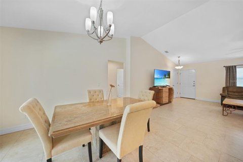 House in North Port, Florida 3 bedrooms, 132.57 sq.m. № 1652000 - photo 10