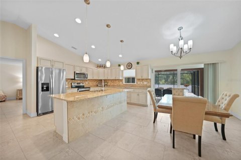 House in North Port, Florida 3 bedrooms, 132.57 sq.m. № 1652000 - photo 7