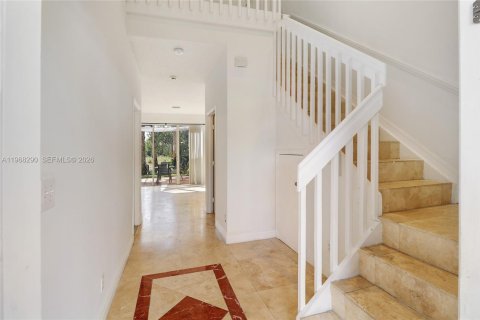 Townhouse in Pembroke Pines, Florida 3 bedrooms, 155.33 sq.m. № 2091198 - photo 4