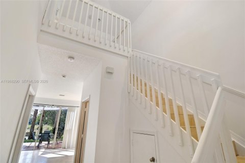 Townhouse in Pembroke Pines, Florida 3 bedrooms, 155.33 sq.m. № 2091198 - photo 5