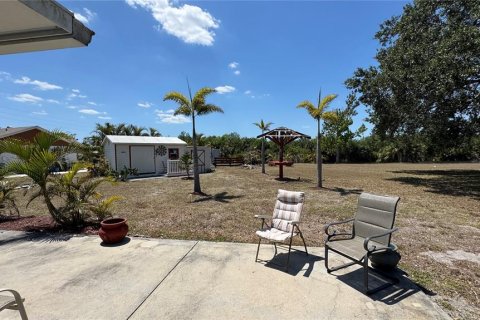 House in Port Charlotte, Florida 2 bedrooms, 85.28 sq.m. № 1743046 - photo 15