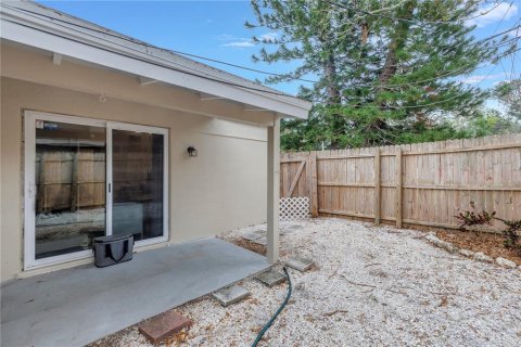 Propiedad comercial en venta en Largo, Florida, 2 dormitorios, 122.63 m2 № 1657356 - foto 24