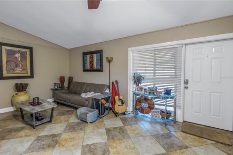 Propiedad comercial en venta en Largo, Florida, 2 dormitorios, 122.63 m2 № 1657356 - foto 6