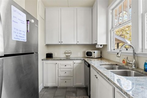 Appartement à louer à Tampa, Floride: 2 chambres, 92.53 m2 № 2416351 - photo 15