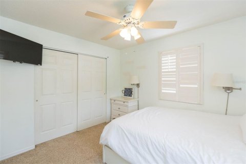 Villa ou maison à louer à Tampa, Floride: 5 chambres, 176.89 m2 № 1911790 - photo 17