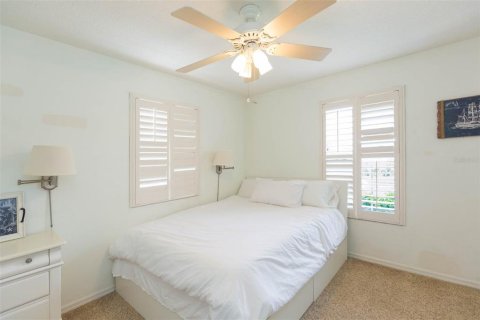 Casa en alquiler en Tampa, Florida, 5 dormitorios, 176.89 m2 № 1911790 - foto 16