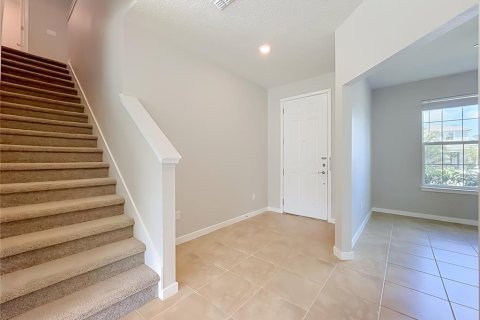 Villa ou maison à vendre à Orlando, Floride: 4 chambres, 222.69 m2 № 2210197 - photo 5