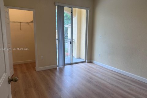 Copropriété à louer à Miami, Floride: 3 chambres, 124.49 m2 № 2084269 - photo 16