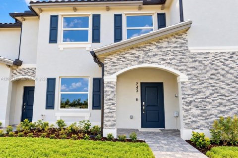 Townhouse in Florida City, Florida 3 bedrooms № 2390139
