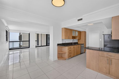 Copropriété à vendre à Riviera Beach, Floride: 2 chambres, 147.34 m2 № 2247800 - photo 13