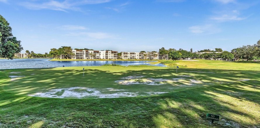 Condo in Davie, Florida, 2 bedrooms № 1151706