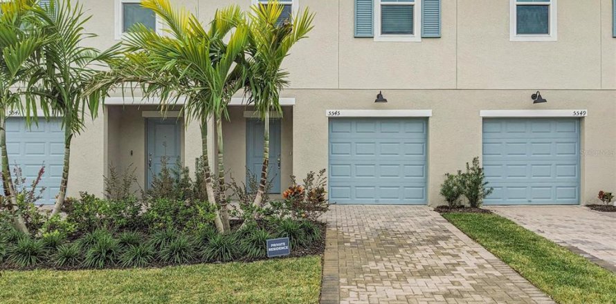 Touwnhouse à Palmetto, Floride 3 chambres, 147.53 m2 № 2396088