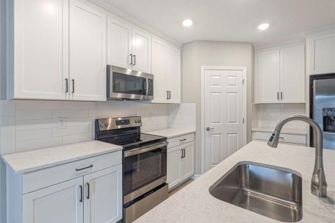 Touwnhouse à louer à Palmetto, Floride: 3 chambres, 147.53 m2 № 2396088 - photo 9