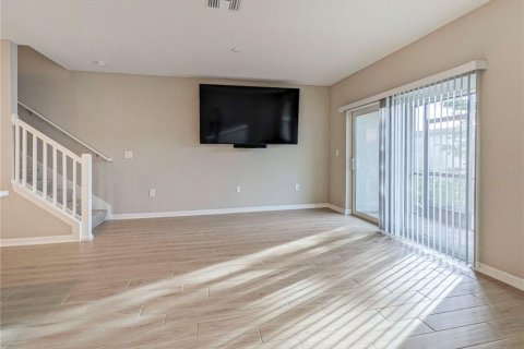 Touwnhouse à louer à Palmetto, Floride: 3 chambres, 147.53 m2 № 2396088 - photo 13