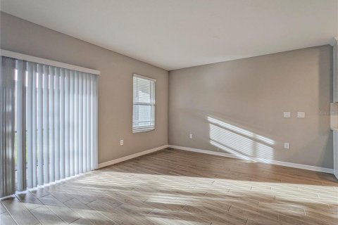 Touwnhouse à louer à Palmetto, Floride: 3 chambres, 147.53 m2 № 2396088 - photo 15