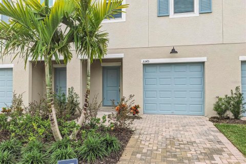 Touwnhouse à louer à Palmetto, Floride: 3 chambres, 147.53 m2 № 2396088 - photo 2