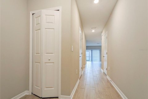 Touwnhouse à louer à Palmetto, Floride: 3 chambres, 147.53 m2 № 2396088 - photo 5
