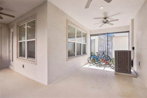 Villa ou maison à vendre à Odessa, Floride: 4 chambres, 244.43 m2 № 2309863 - photo 28