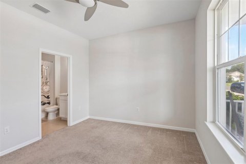 Villa ou maison à vendre à Odessa, Floride: 4 chambres, 244.43 m2 № 2309863 - photo 15