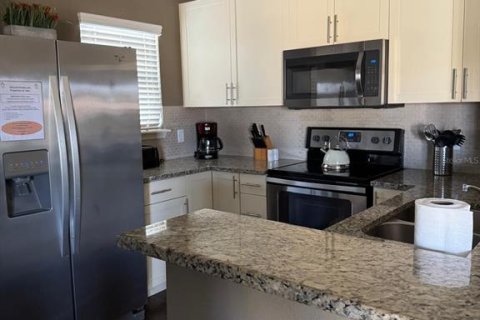 Touwnhouse à vendre à Kissimmee, Floride: 4 chambres, 157.38 m2 № 1626489 - photo 3