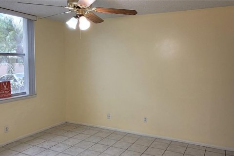 Купить кондоминиум в Форт-Лодердейл, Флорида 2 спальни, 90.12м2, № 1958565 - фото 14