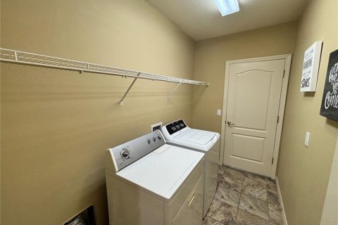 Купить виллу или дом в Венеция, Флорида 5 комнат, 135.27м2, № 2150042 - фото 25