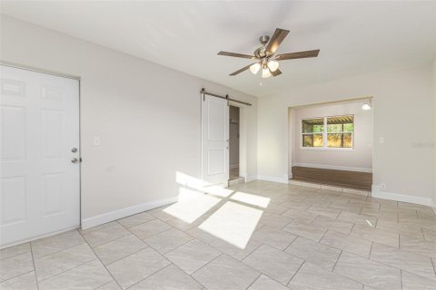 House in Lakeland, Florida 3 bedrooms, 132.11 sq.m. № 1516630 - photo 9