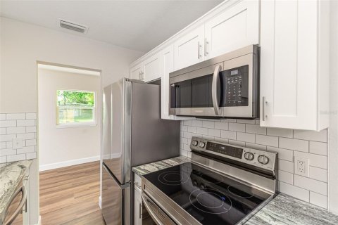 House in Lakeland, Florida 3 bedrooms, 132.11 sq.m. № 1516630 - photo 6