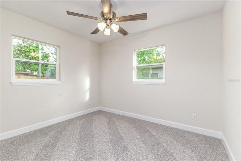House in Lakeland, Florida 3 bedrooms, 132.11 sq.m. № 1516630 - photo 13