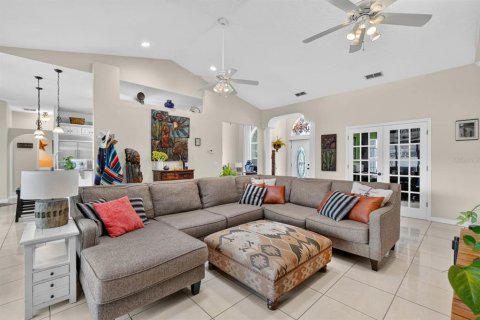 House in Palm Coast, Florida 3 bedrooms, 208.19 sq.m. № 2216414 - photo 15