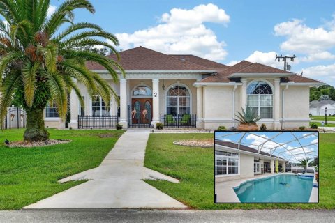 House in Palm Coast, Florida 3 bedrooms, 208.19 sq.m. № 2216414 - photo 3