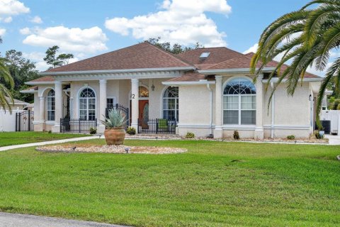 House in Palm Coast, Florida 3 bedrooms, 208.19 sq.m. № 2216414 - photo 4