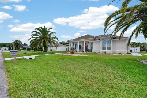 House in Palm Coast, Florida 3 bedrooms, 208.19 sq.m. № 2216414 - photo 8