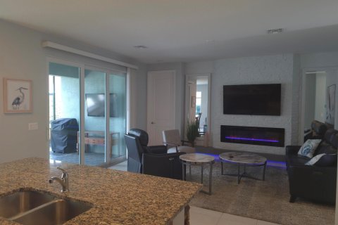 House in Port St. Lucie, Florida 2 bedrooms, 125.88 sq.m. № 2432567 - photo 12