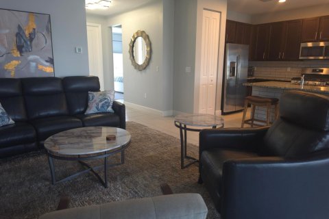 House in Port St. Lucie, Florida 2 bedrooms, 125.88 sq.m. № 2432567 - photo 17