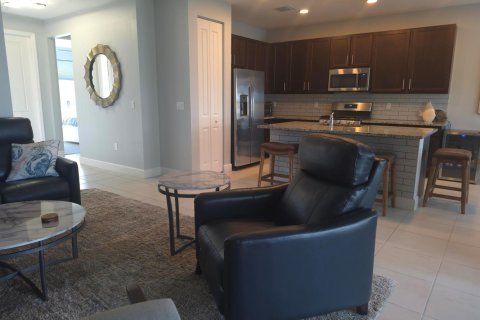 House in Port St. Lucie, Florida 2 bedrooms, 125.88 sq.m. № 2432567 - photo 14