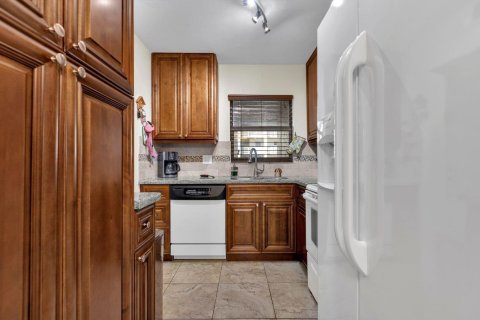 Copropriété à vendre à Margate, Floride: 1 chambre, 83.61 m2 № 2086524 - photo 17