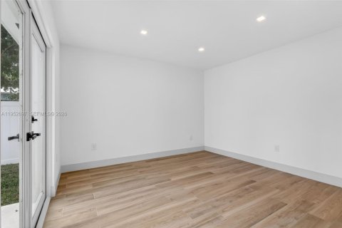 House in Delray Beach, Florida 3 bedrooms, 176.24 sq.m. № 2008700 - photo 29