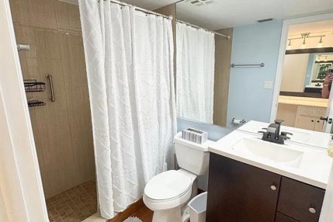Condo in Saint Pete Beach, Florida, 1 bedroom  № 1846542 - photo 10