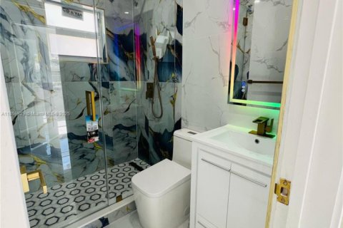 House in North Miami Beach, Florida 3 bedrooms, 120.87 sq.m. № 1891100 - photo 19