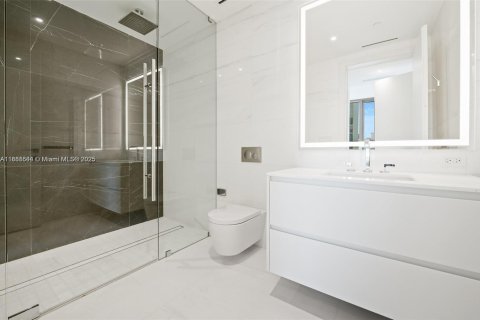 Condominio en venta en Miami, Florida, 1 dormitorio, 71.26 m2 № 1941219 - foto 10