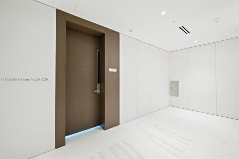 Copropriété à vendre à Miami, Floride: 1 chambre, 71.26 m2 № 1941219 - photo 11