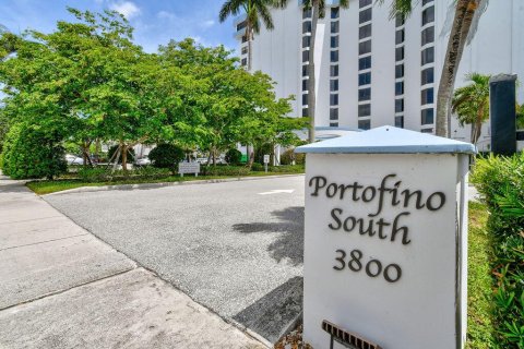 Condominio en venta en West Palm Beach, Florida, 1 dormitorio, 100.06 m2 № 1093842 - foto 1
