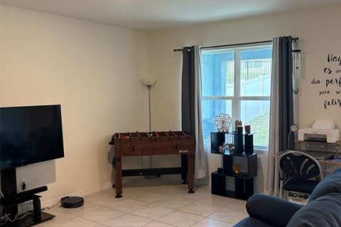 Casa en venta en Davenport, Florida, 3 dormitorios, 160.26 m2 № 2166657 - foto 9