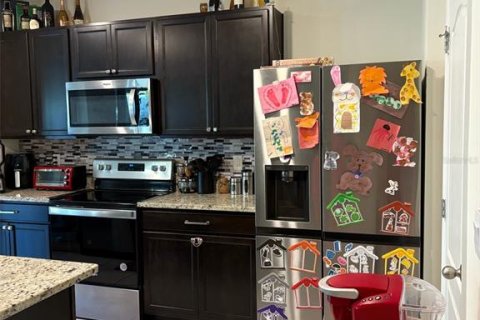 Casa en venta en Davenport, Florida, 3 dormitorios, 160.26 m2 № 2166657 - foto 5