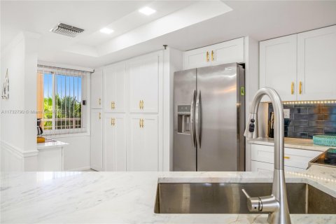 Copropriété à louer à Hutchinson Island South, Floride: 2 chambres, 110.27 m2 № 1959668 - photo 13