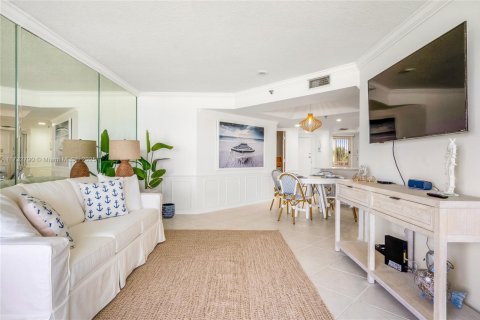 Copropriété à louer à Hutchinson Island South, Floride: 2 chambres, 110.27 m2 № 1959668 - photo 7