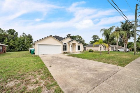 Casa en venta en Deltona, Florida, 4 dormitorios, 192.68 m2 № 1765280 - foto 3