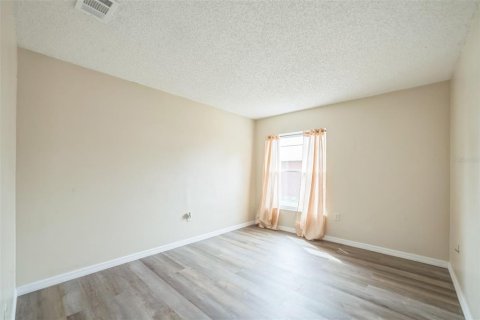 Casa en venta en Deltona, Florida, 4 dormitorios, 192.68 m2 № 1765280 - foto 29