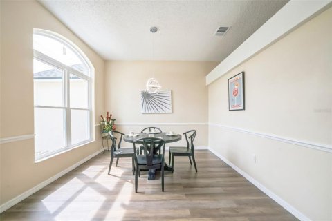 Casa en venta en Deltona, Florida, 4 dormitorios, 192.68 m2 № 1765280 - foto 9